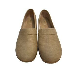 Boc Born Originals Tan Canvas Slip On Loafers Women's Size 10 M